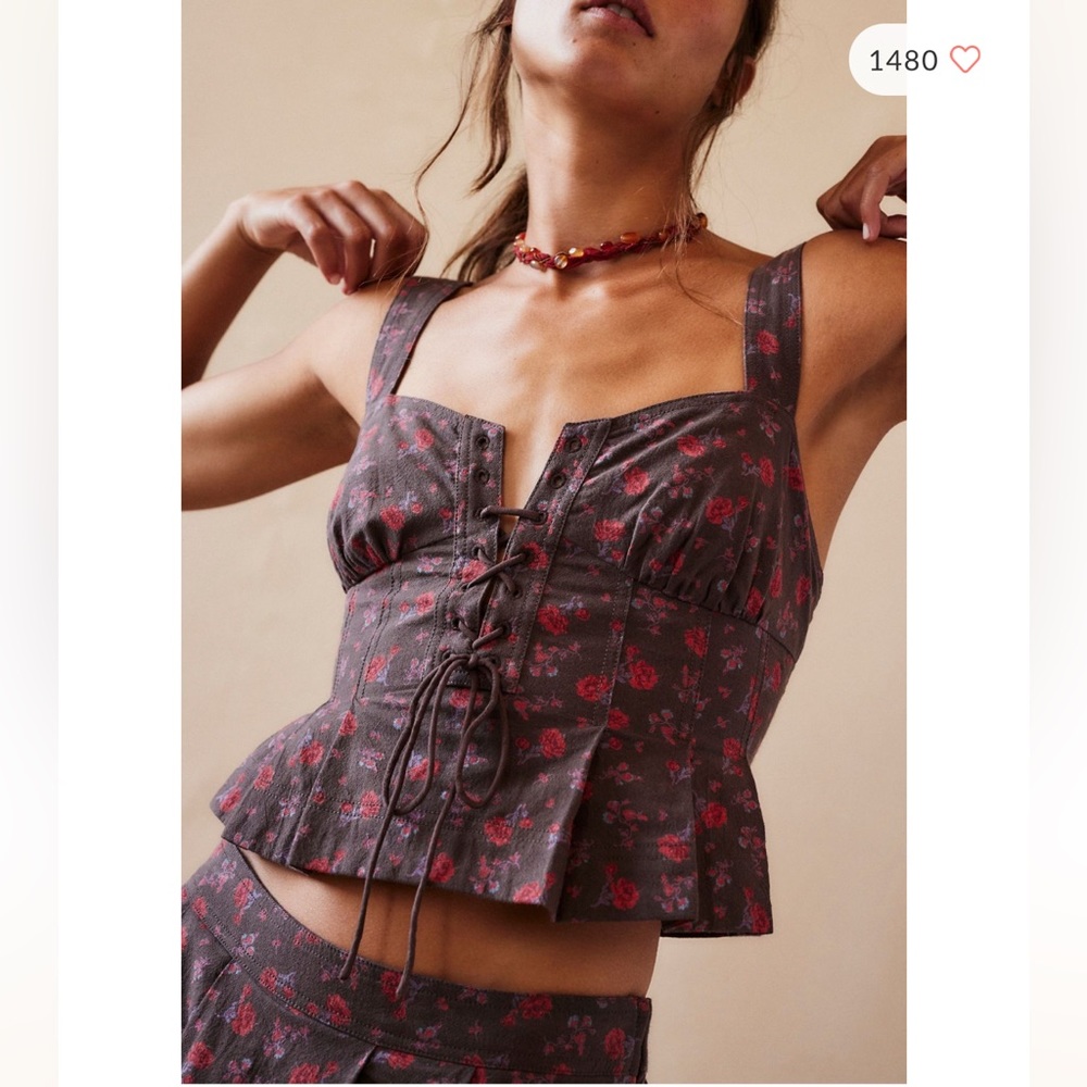 Free people Fiona Set. Free new necklace and UO EUC cardigan w/purchase
